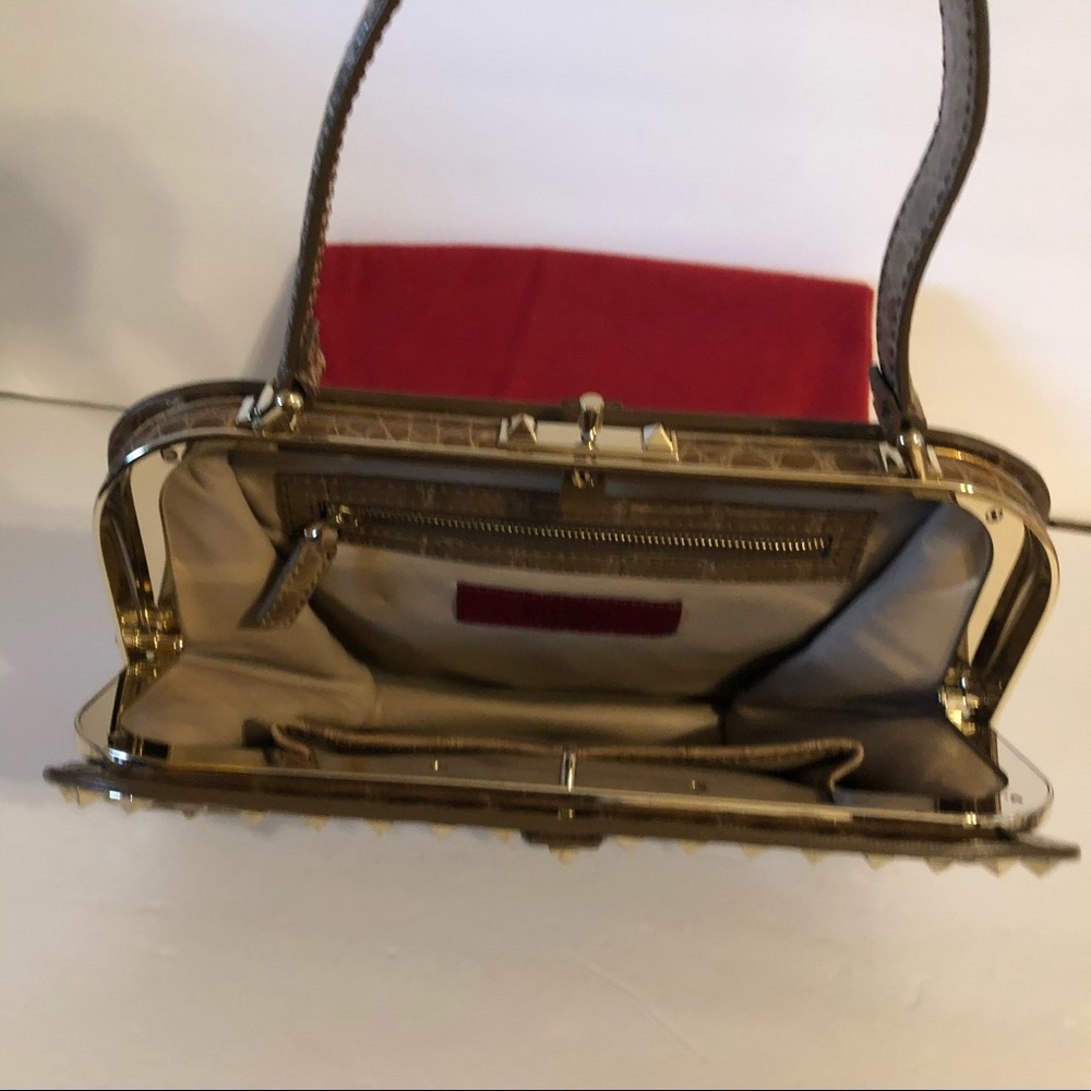 Valentino Garavani Rockstud Crocodile Hand Bag ๐ผ - Picture 10 of 12